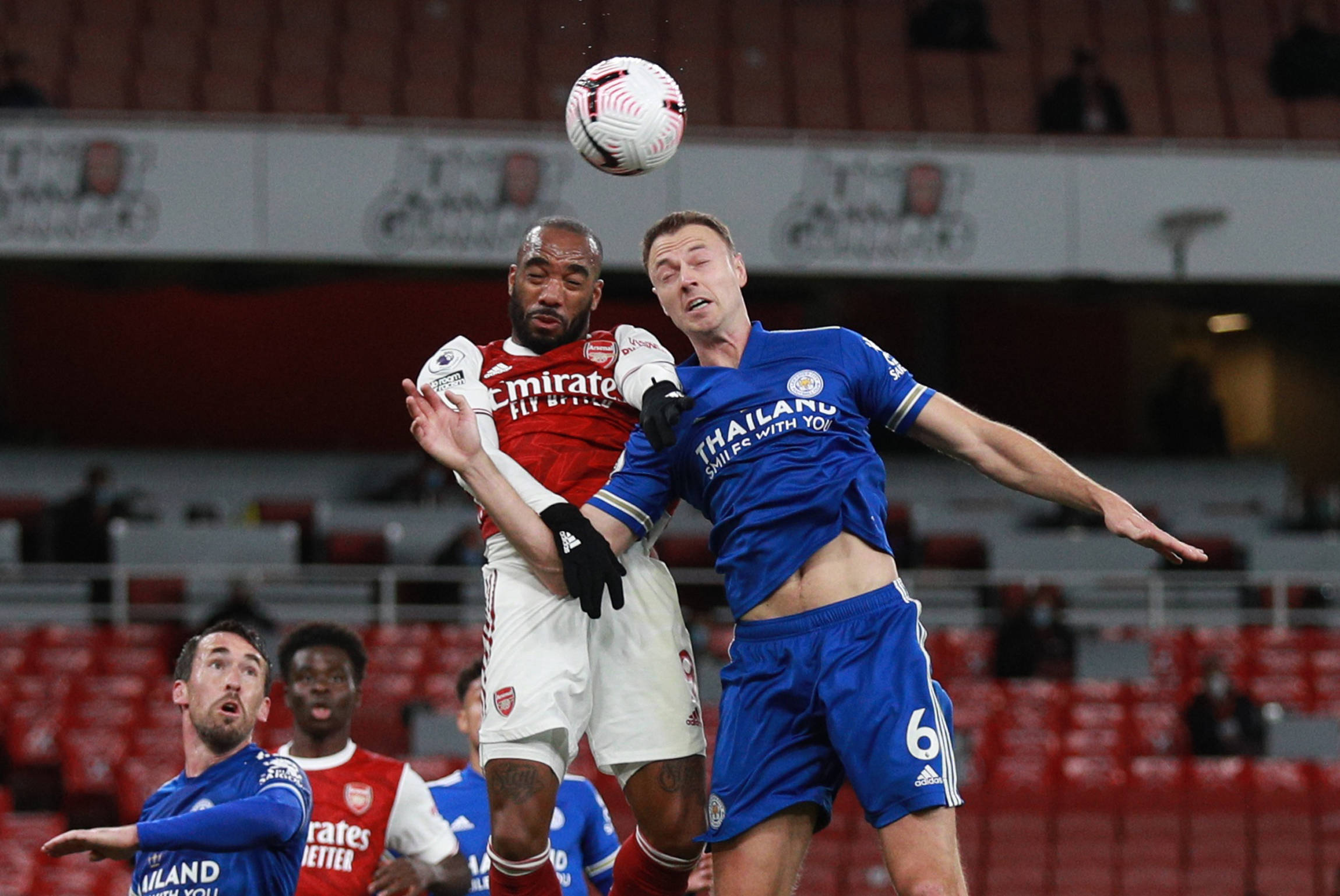 当今足坛并 当今足坛并