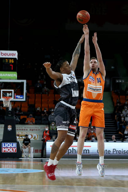 门俱乐部的 门俱乐部的