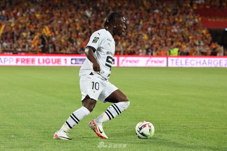 李亚杰这样 李亚杰这样